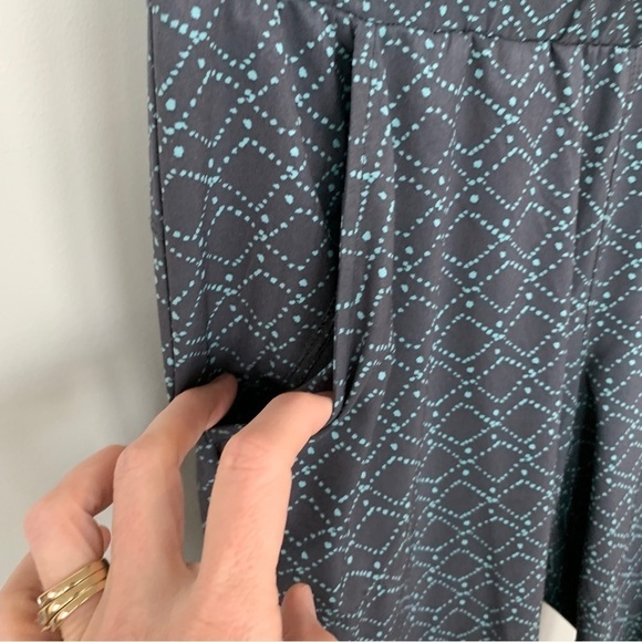 Title Nine Navy Blue & Turquoise Joggers Size S - Picture 6 of 8